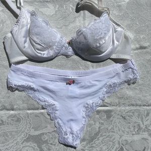 *** SOLD Vintage Lingerie Set